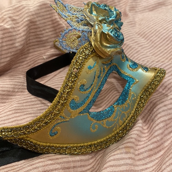 Beautiful “maschera del galone” Venetian mask signed and stamped - Picture 5 of 5